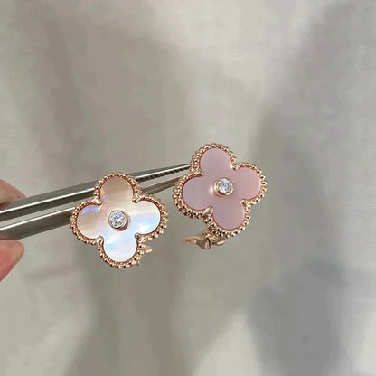 [BLUE TEARS]CLOVER MEDIUM 1 MOTIFS  PINK MOP DIAMOND EARRINGS