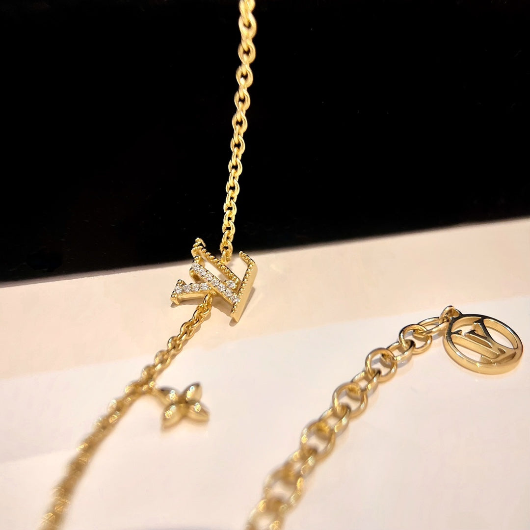 [BLUE TEARS]LOGO STAR MOTIF GOLD BRACELET