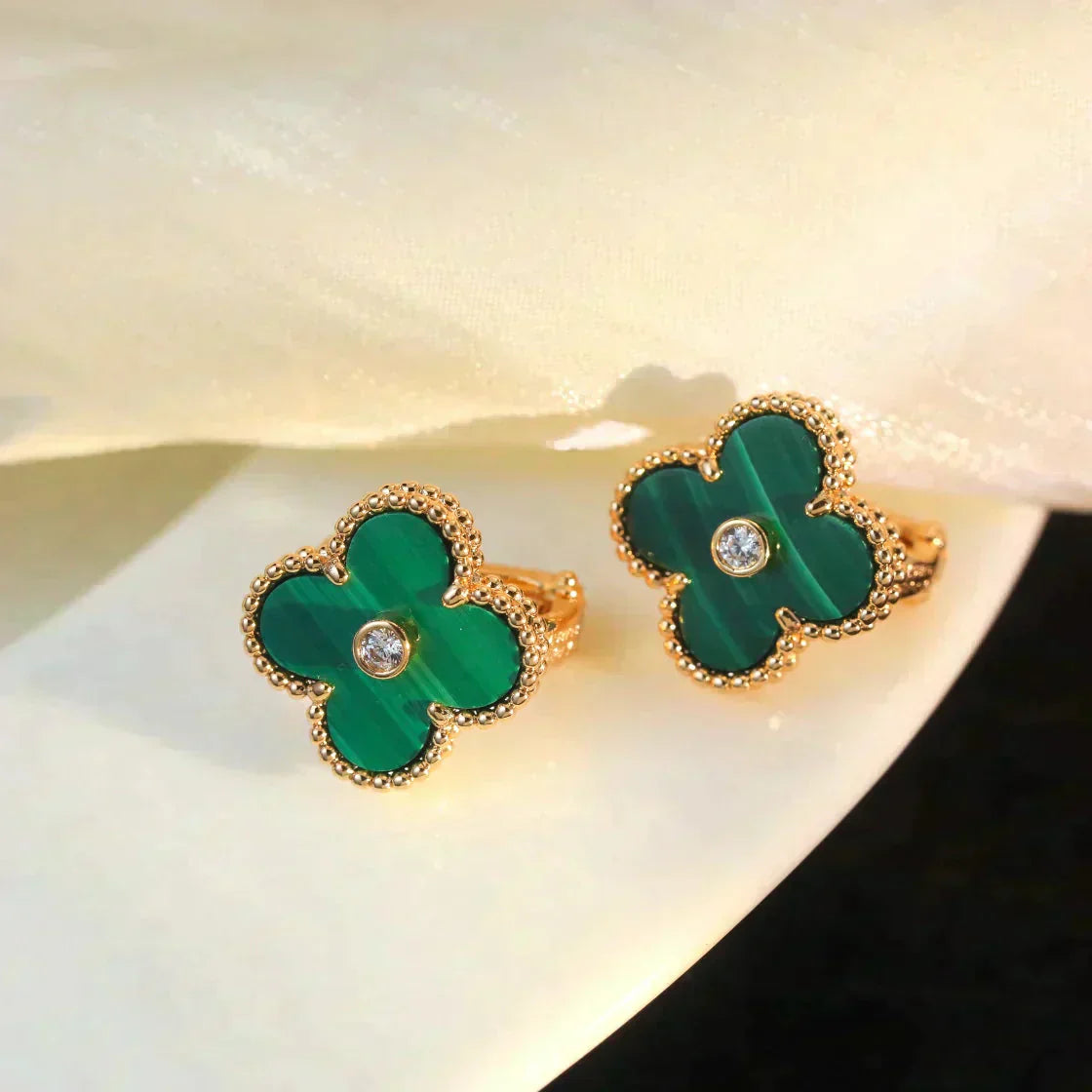[BLAUE TRÄNEN]CLOVER MEDIUM 1 MOTIFS MALACHIT DIAMANT OHRRINGE