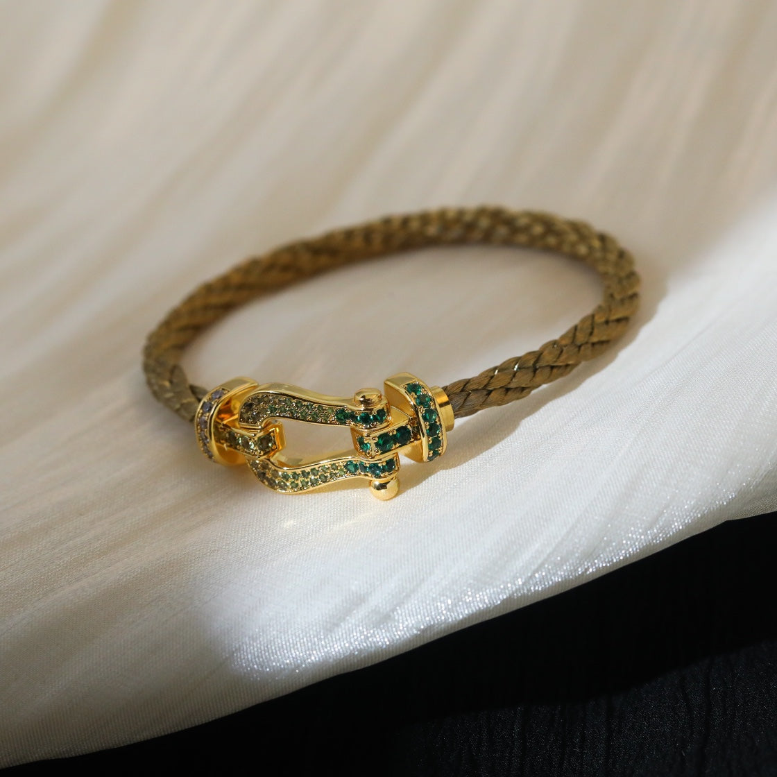[BLUE TEARS]FORCE 10 GOLD GREEN DIAMOND PAVED