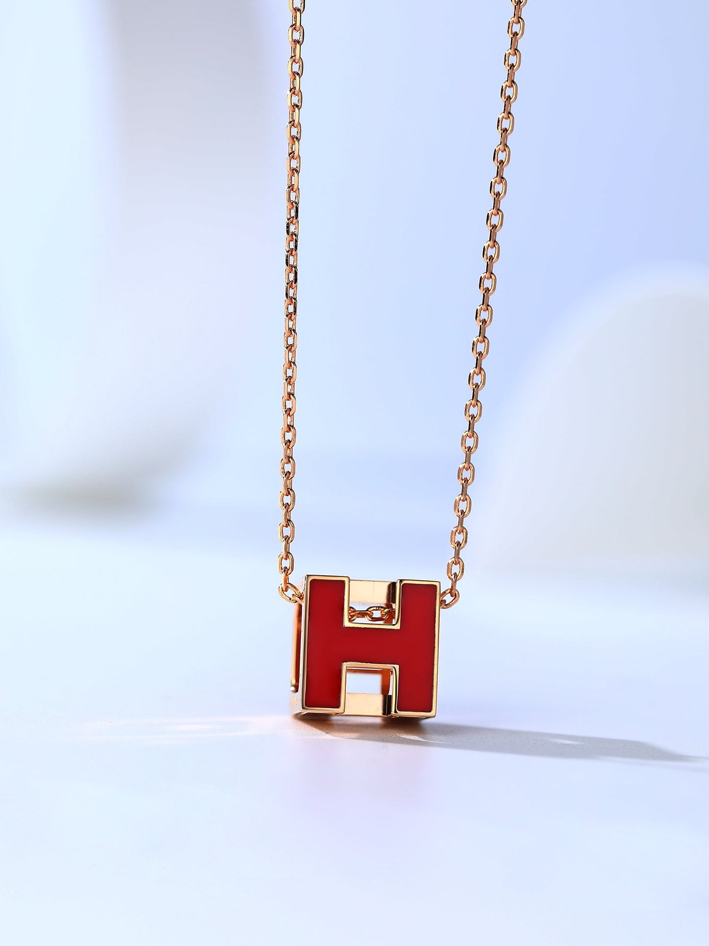 [BLUE TEARS]H CAGE PINK GOLD NECKLACE