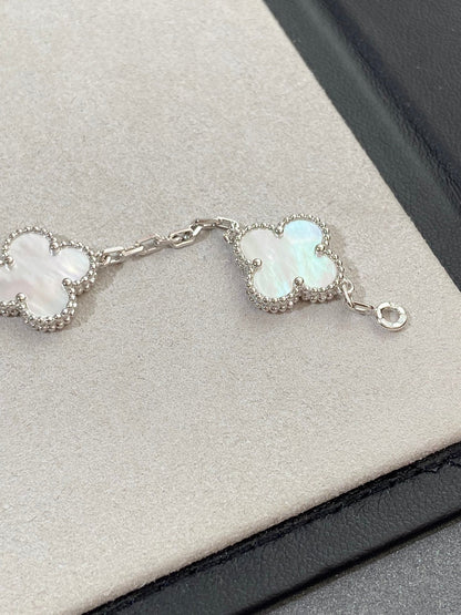[BLUE TEARS]CLOVER SILVER MOP 5 MOTIF BRACELET