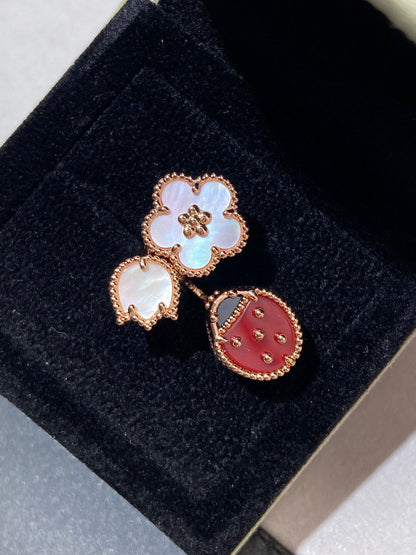 [BLUE TEARS]LUCKY 3 MOTIF ROSE GOLD RING