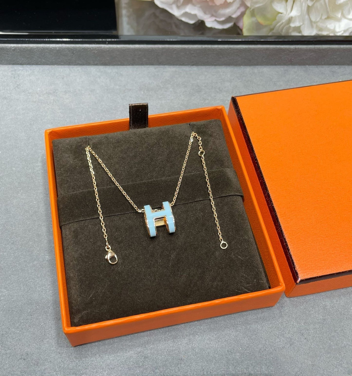 [BLUE TEARS]POP H SKY BLUE NECKLACE