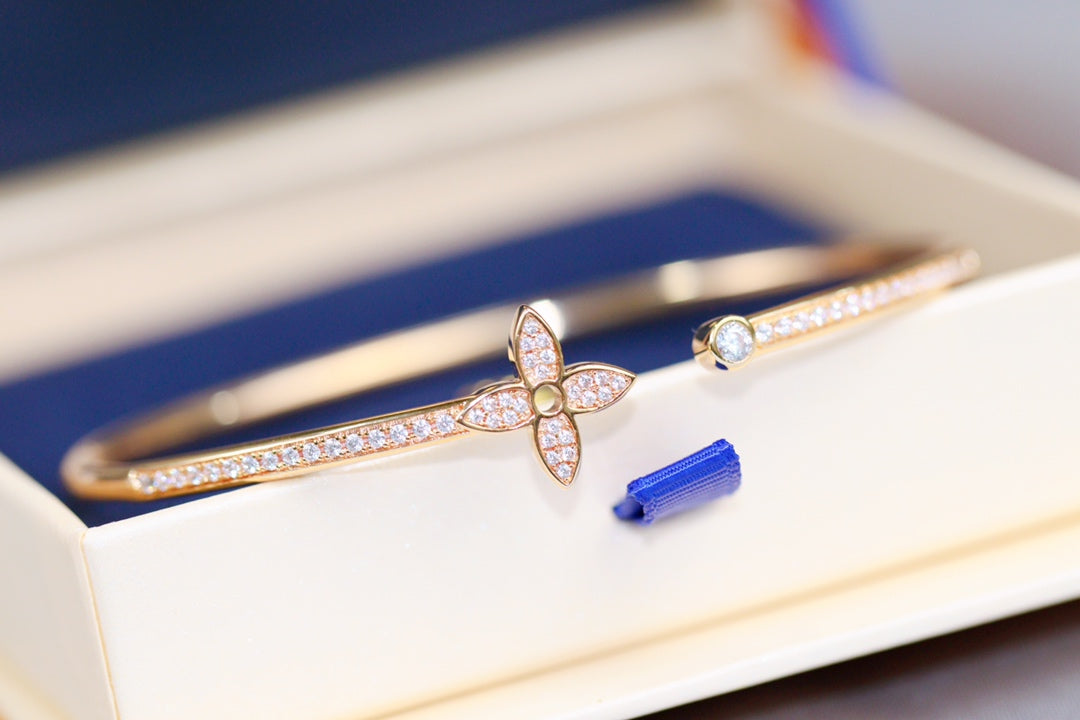 [BLUE TEARS]IDYLLE PINK GOLD OPEN BRACELET DIAMOND PAVED