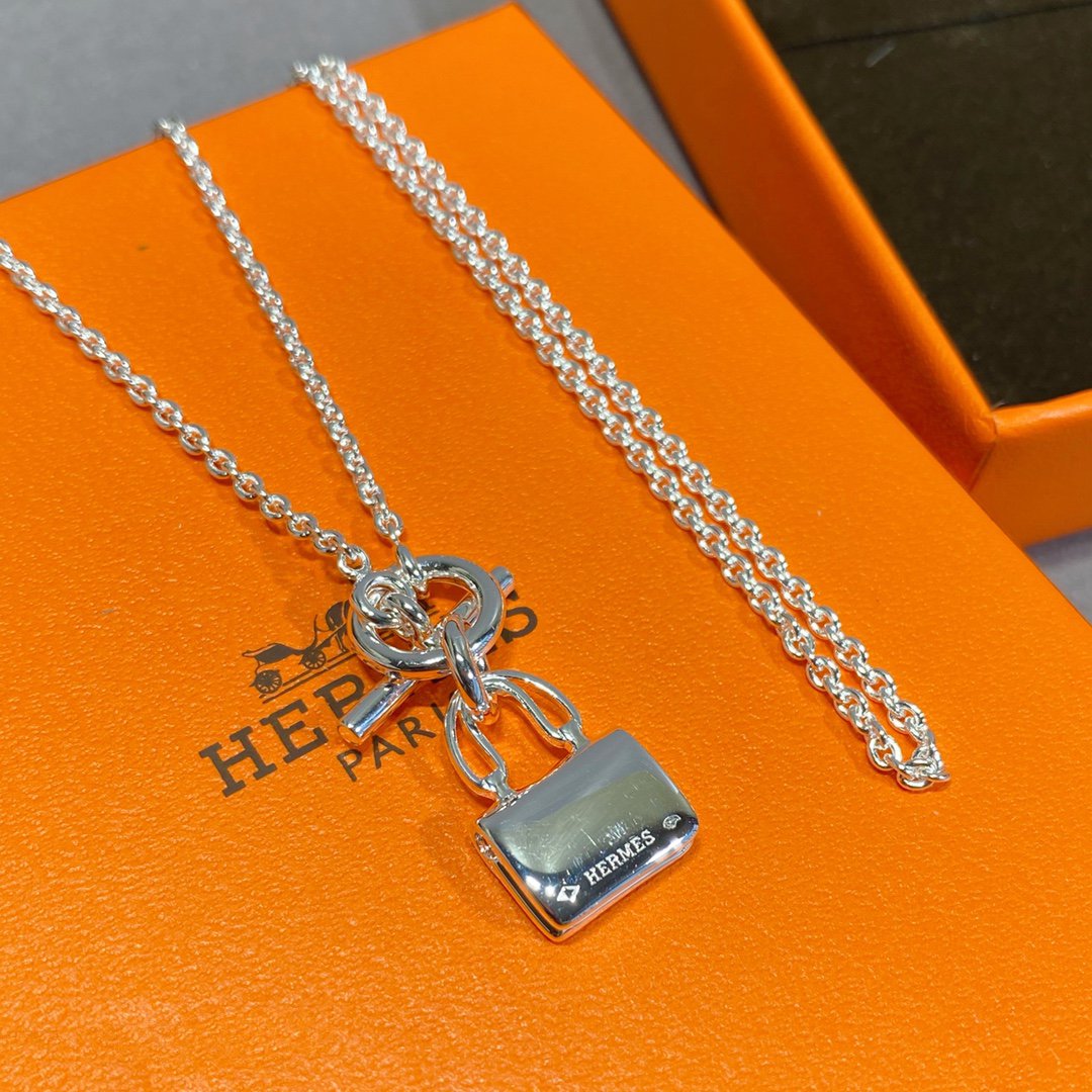 [BLUE TEARS]CONSTANCE PEDANT SILVER NECKLACE