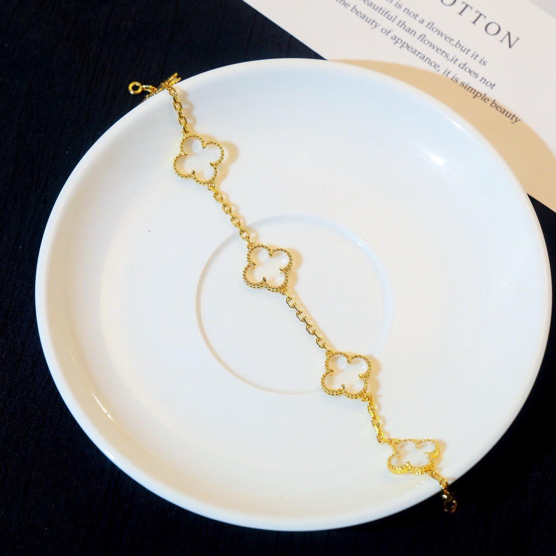 [BLUE TEARS]CLOVER 5 MOTIF ROCK CRYSTAL PINK GOLD BRACELET