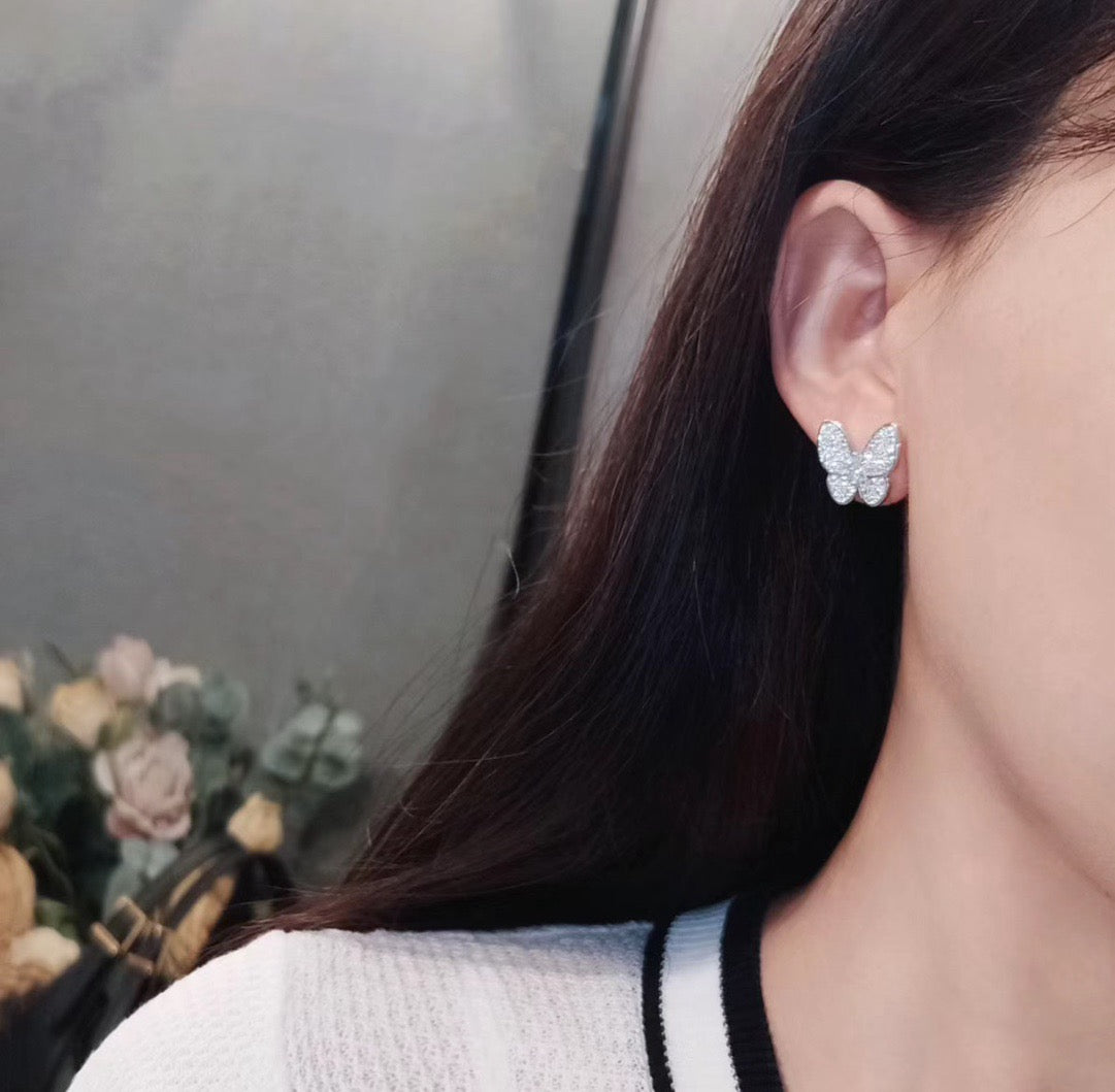 [BLUE TEARS]BUTTERFLY ALL DIAMOND EARRINGS