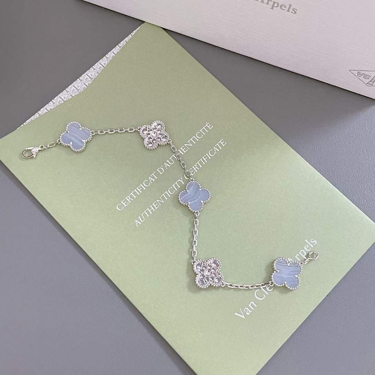 [BLUE TEARS]CLOVER  5 MOTIF DIAMOND PURPLE CHALCEDONY BRACELET SILVER