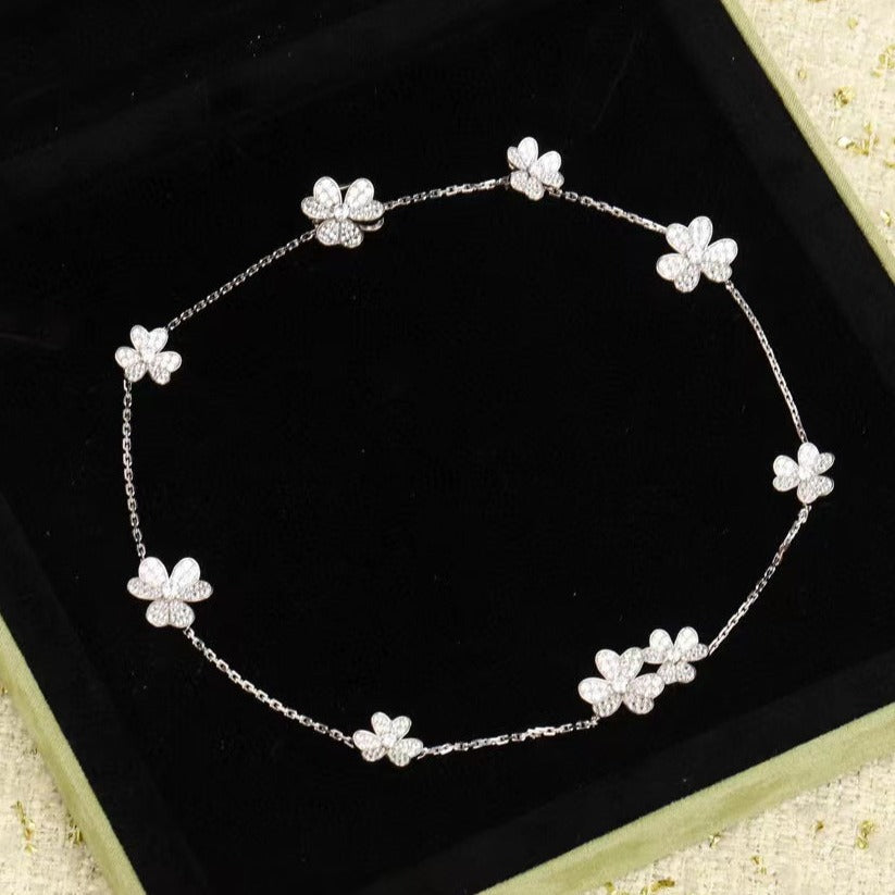[BLUE TEARS]FRIVOLE SILVER 9 FLOWERS NECKLACE