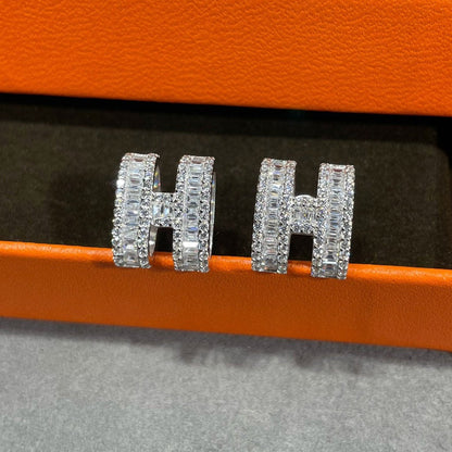 [BLUE TEARS]H STUD EARRINGS WITH SILVER DIAMONDS