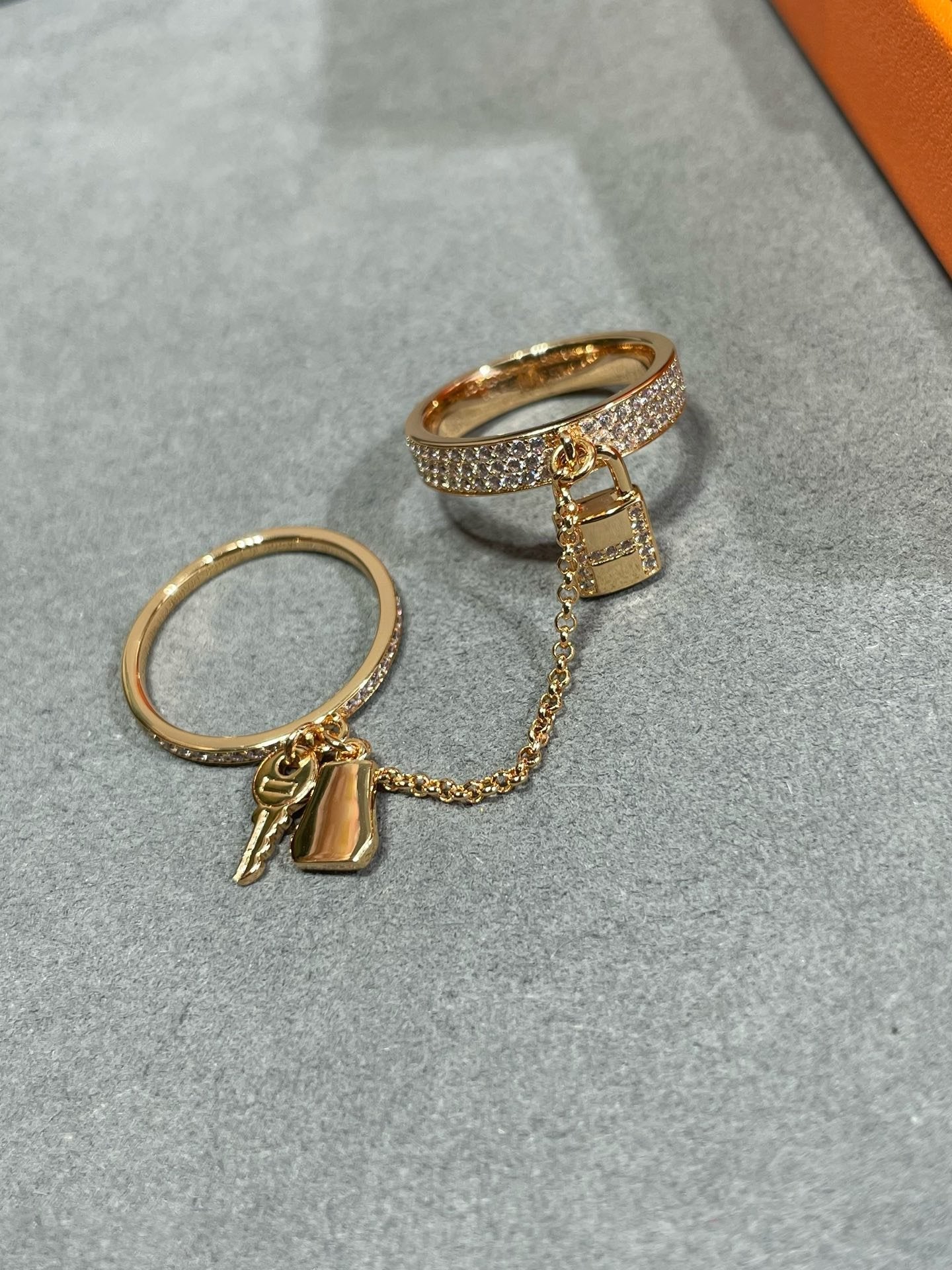 [BLUE TEARS]HM KELLY CLOCHETTE DOUBLE RING IN  WITH DIAMONDS