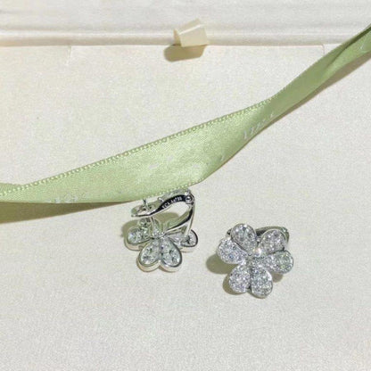 [BLUE TEARS]FRIVOLE SILVER FLOWER DIAMOND EARRINGS