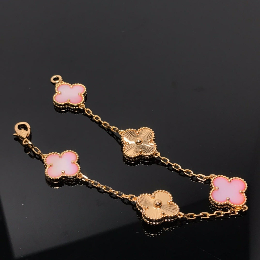 [BLUE TEARS]CLOVER BRACELET 5 MOTIF PINK AND PINK GOLD