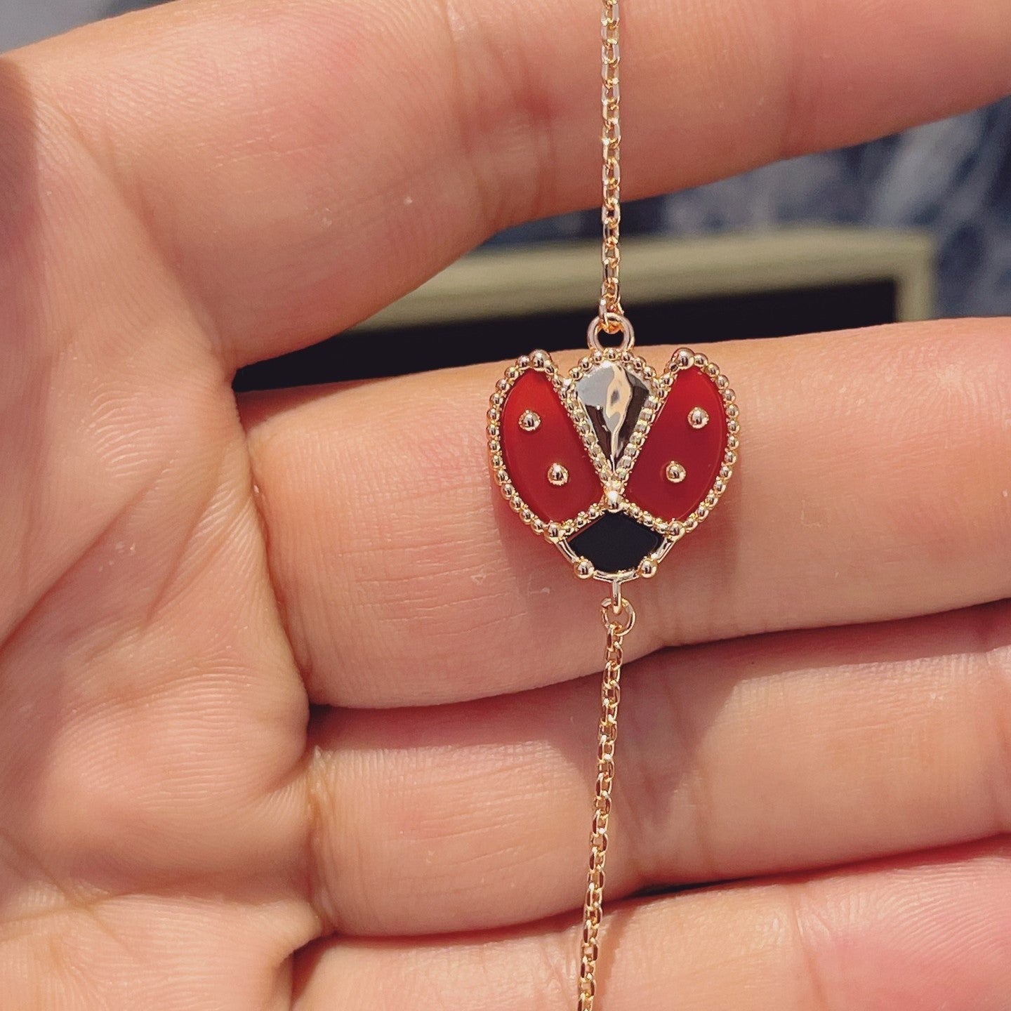 [BLUE TEARS]LUCKY SPRING 1 MOTIF PINK GOLD BRACELET