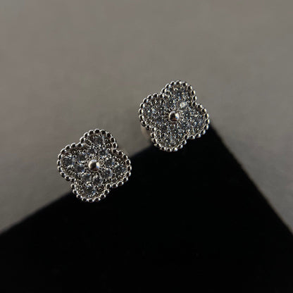 [BLUE TEARS]CLOVER MINI DIAMOND STUD EARRINGS