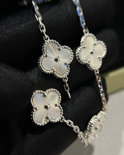 [BLUE TEARS]CLOVER SILVER 5 MOTIFS BRACELET